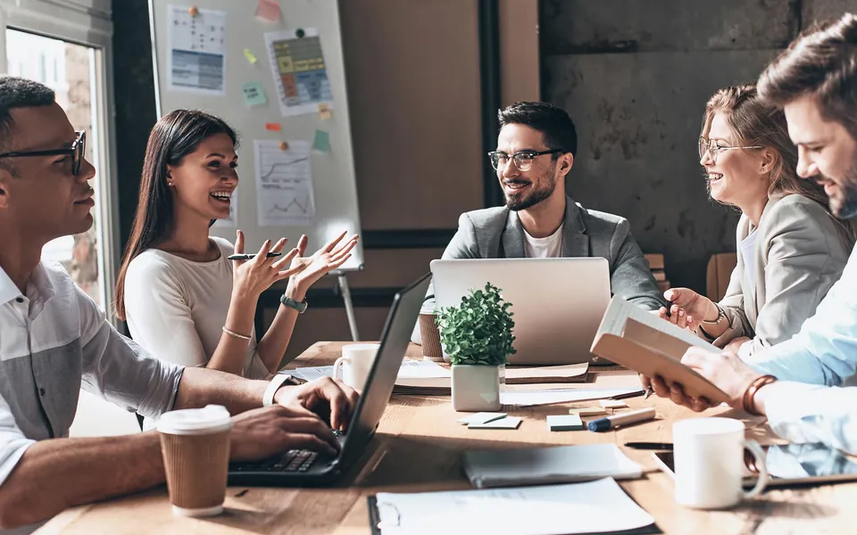 The Benefits of Working With a Value-Added Reseller